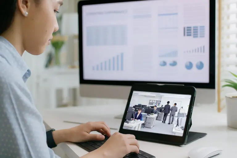 お隣オフィスのテレワーク向けタブレット